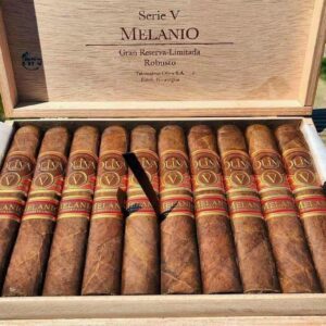 Xi Ga Oliva Serie V Melanio Robusto 1