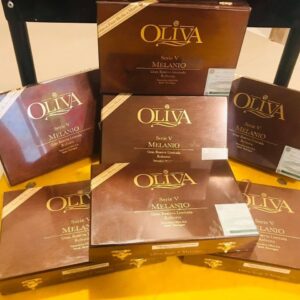 Xi Ga Oliva Serie V Melanio Robusto 3