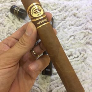 Xì Gà Romeo Y Julieta Habana Reserve Titan 21 Điếu 3 Xi Ga Romeo Y Julieta Habana Reserve Titan 21 3