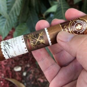 Xì Gà Montecristo Espada Guard 5 Điếu 3 Xi Ga Montecristo Espada Guard 3