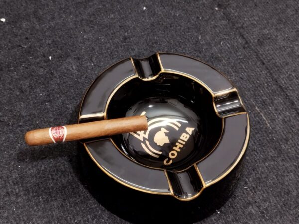 Gạt Tàn Xì Gà Cohiba G425