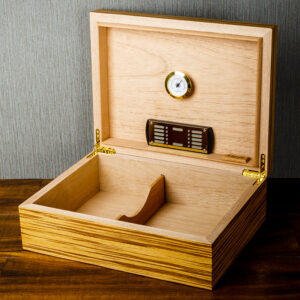 Hop Bao Quan Xi Ga Lubinski YJA 60029 2