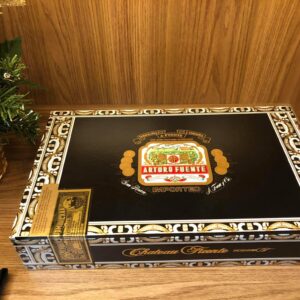 Xi Ga Arturo Fuente Chateau Fuente King T Cigar
