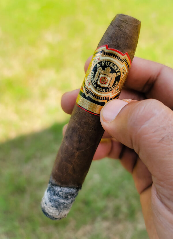 Xì Gà Arturo Fuente Don Carlos No 2