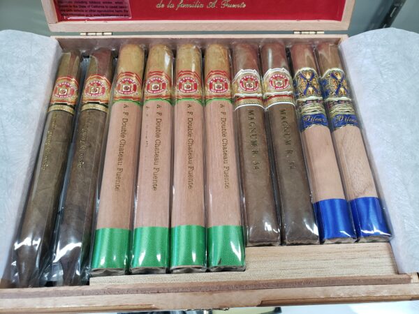 Xì Gà Arturo Fuente Xtra Rare Holiday 2020 Sampler