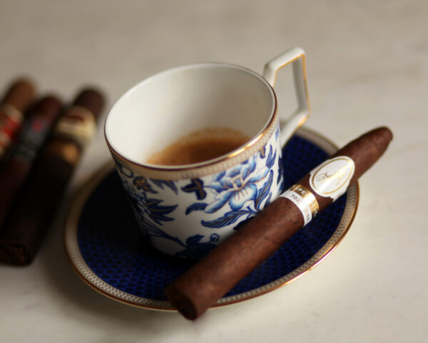 Xì Gà Davidoff 702 Series Special T