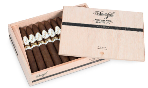Xì Gà Davidoff 702 Series Special T