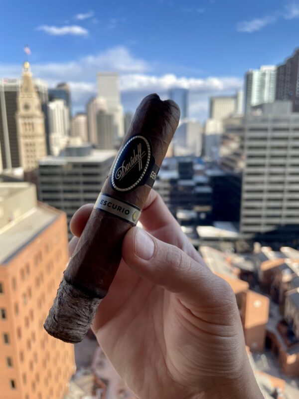 Xì Gà Davidoff Escurio Gran Toro