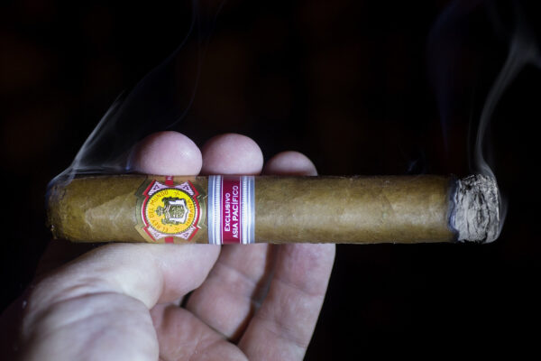 Xì Gà El Rey Del Mundo With 20 Year