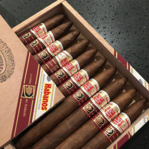 Xi Ga Hoyo De Monterrey Elegantes LCDH 2