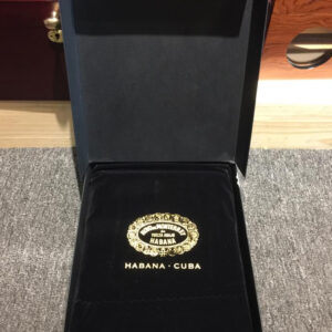 Xì Gà Hoyo De Monterrey Petit Belicosos Humidor 2 Xi Ga Hoyo De Monterrey Petit Belicosos Humidor 1