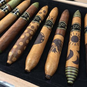 Xi Ga La Flor Dominicana Salomon Unico 1