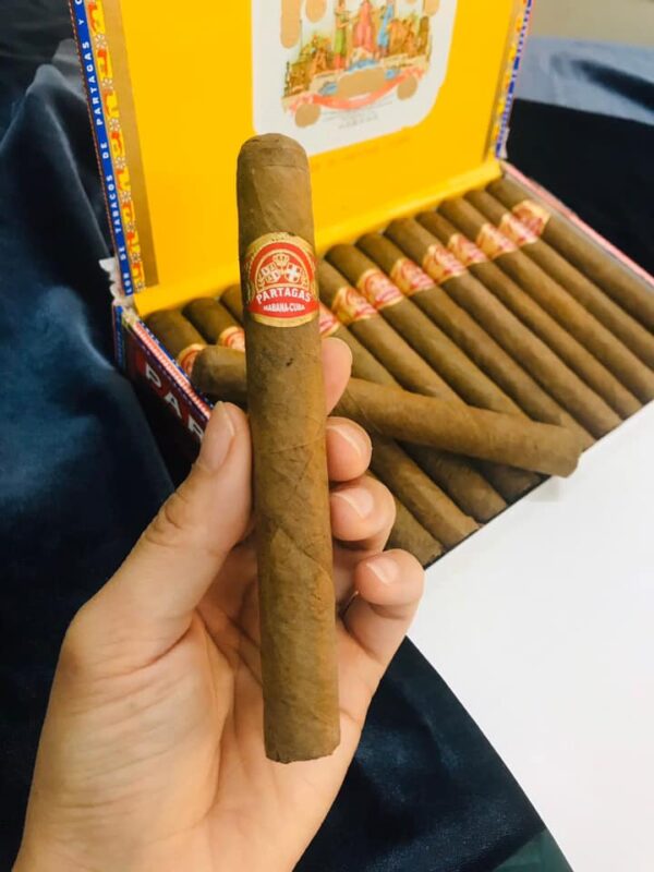 Xì Gà Partagas Aristocrats