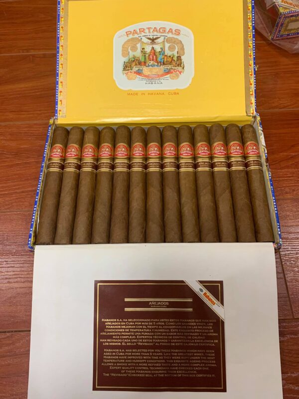 Xì Gà Partagas Corona Gorda Anejados 2015