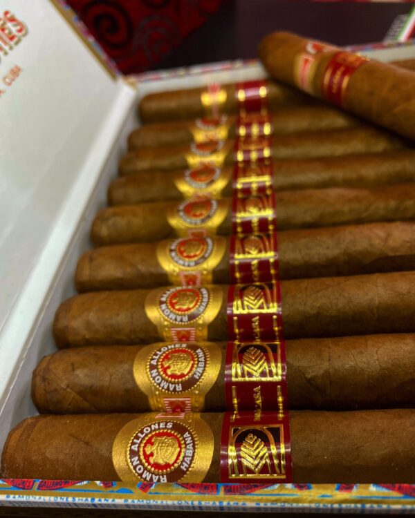 Xì Gà Ramon Allones Superiores LCDH