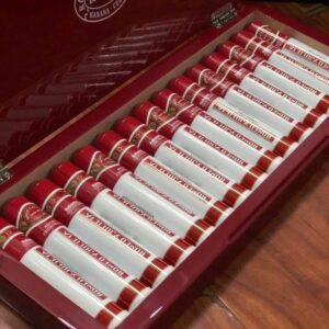 Xi Ga Romeo Y Julieta Short Churchills 3