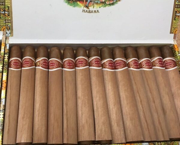 Xì Gà Romeo y Julieta Coronitas En Cedro