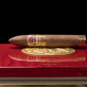 Xì Gà Romeo y Julieta Linea De Oro Nobles 2 Xi Ga Romeo y Julieta Linea De Oro Nobles 2