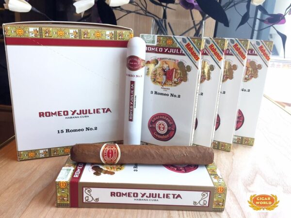 Xì Gà Romeo y Julieta No 2 Tubos