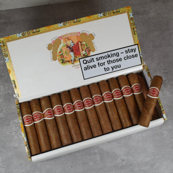 Xì Gà Romeo y Julieta Petit Royales