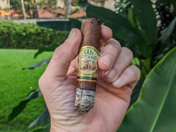 Xì Gà AJ Fernandez San Lotano Requiem Habano