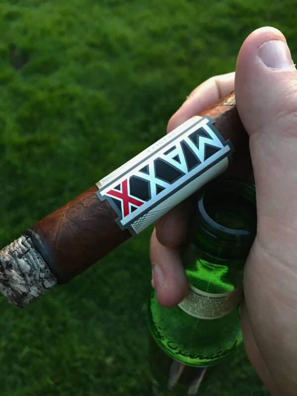 Xì Gà Alec Bradley Maxx The Fix