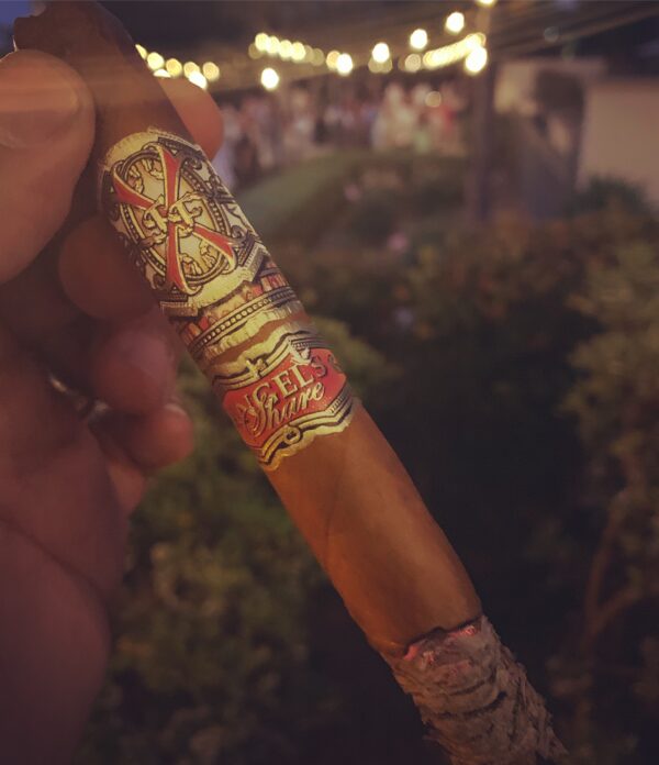 Xì Gà Arturo Fuente Opus X Angels Share Reserva D Chateau