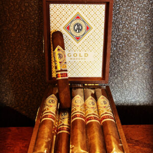 Xi Ga CAO Gold Maduro 2