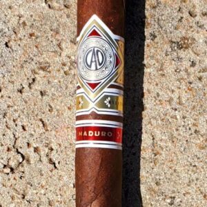 Xi Ga CAO Gold Maduro 3