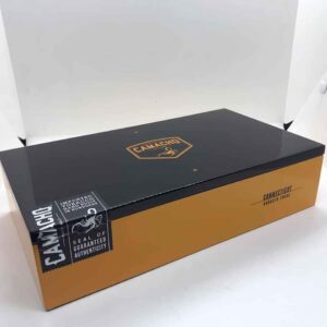 Xi Ga Camacho Connecticut Robusto Tubos 1