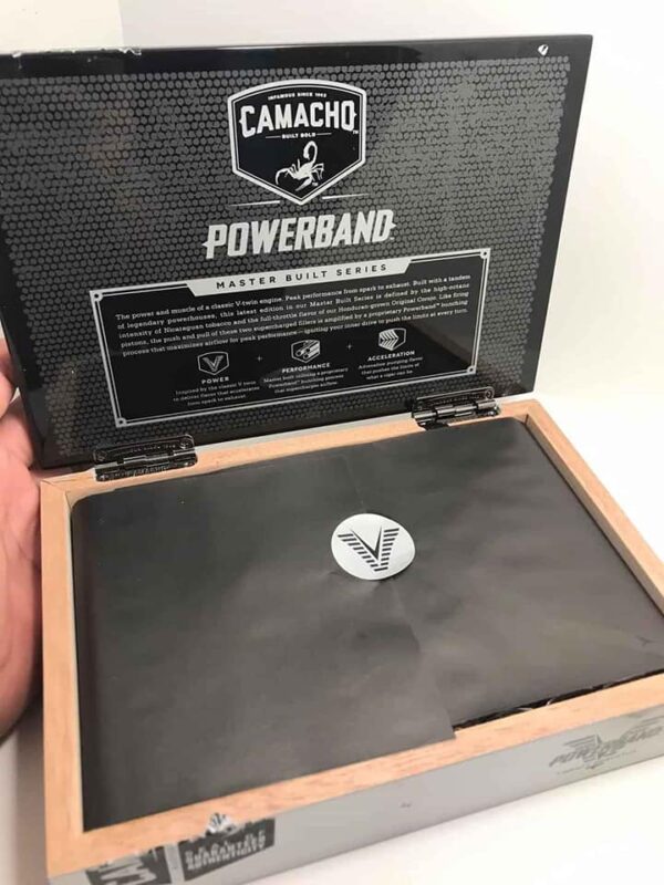 Xì Gà Camacho Powerband Robusto