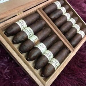 Xi Ga Drew Estate Liga Privada T52 Flying Pig 2
