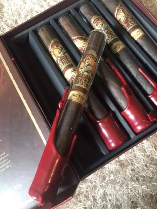 Xì Gà Gurkha Abuelo 7 Anejo