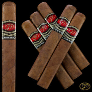 Xi Ga La Flor Dominicana Factory Press 3