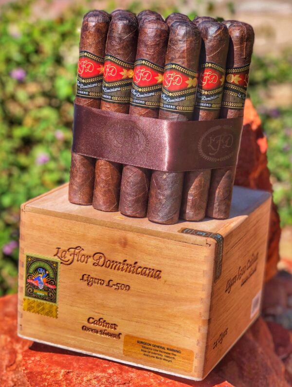 Xì Gà La Flor Dominicana Ligero Cabinet Oscuro