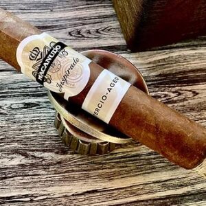 Xi Ga Macanudo Inspirado Tercio Aged 3