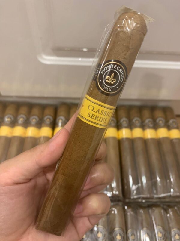 Xì Gà Montecristo Classic Series Collection