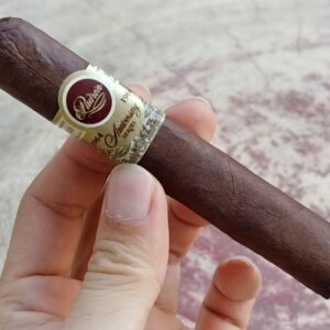 Xi Ga Padron 1964 Anniversary Maduro Exclusivo 3