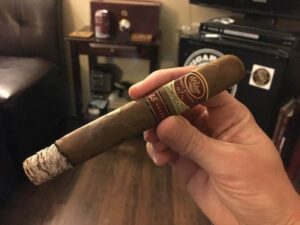 Xì Gà Padron Family Reserve