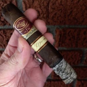 Xì Gà Padron Family Reserve 50 Years 1 Xi Ga Padron Family Reserve 50 Years 1