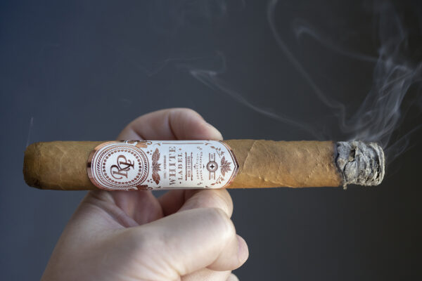 Xì Gà Rocky Patel White Label