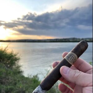 Xì Gà Kentucky Fire Cured Ponies 10 điếu 2 Xi Ga Kentucky Fire Cured Ponies 2