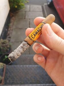 Xì Gà Camacho Connecticut Machitos 6 Điếu